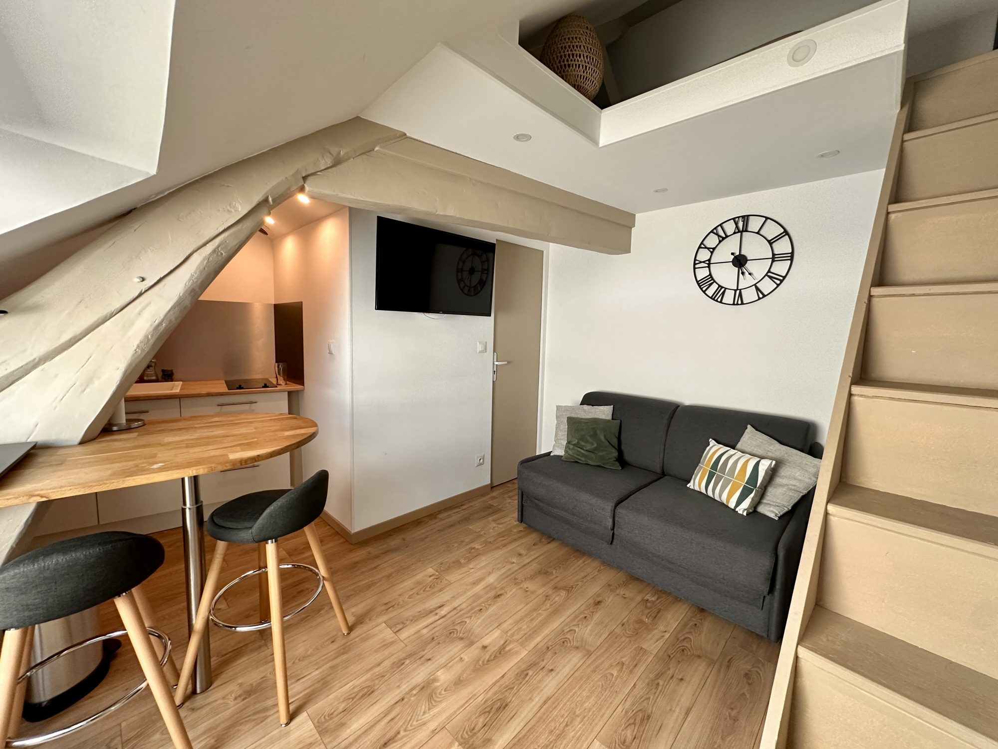 69260561b4fa2955aefdc480