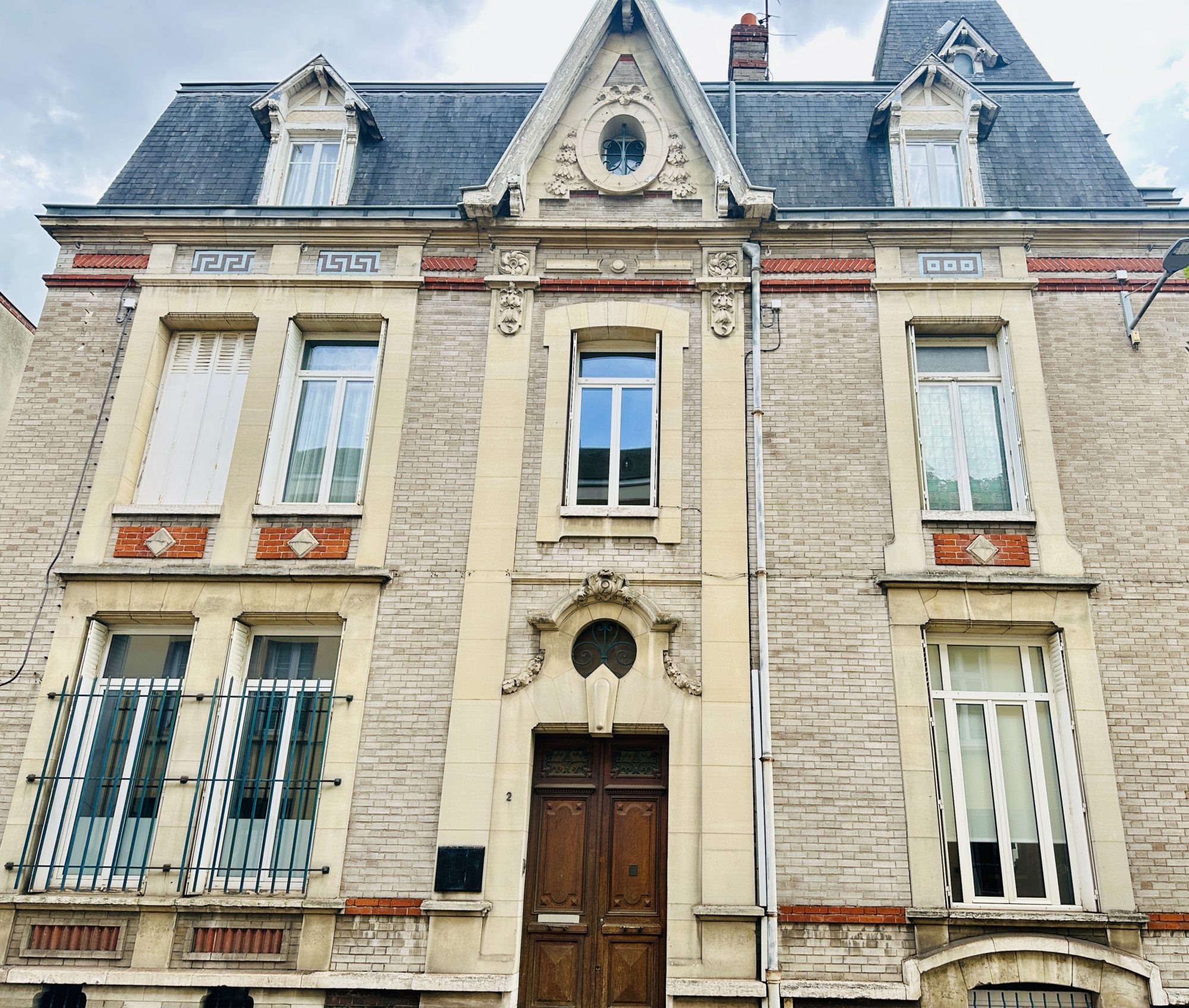 6926057eb4fa2955ae02ed48