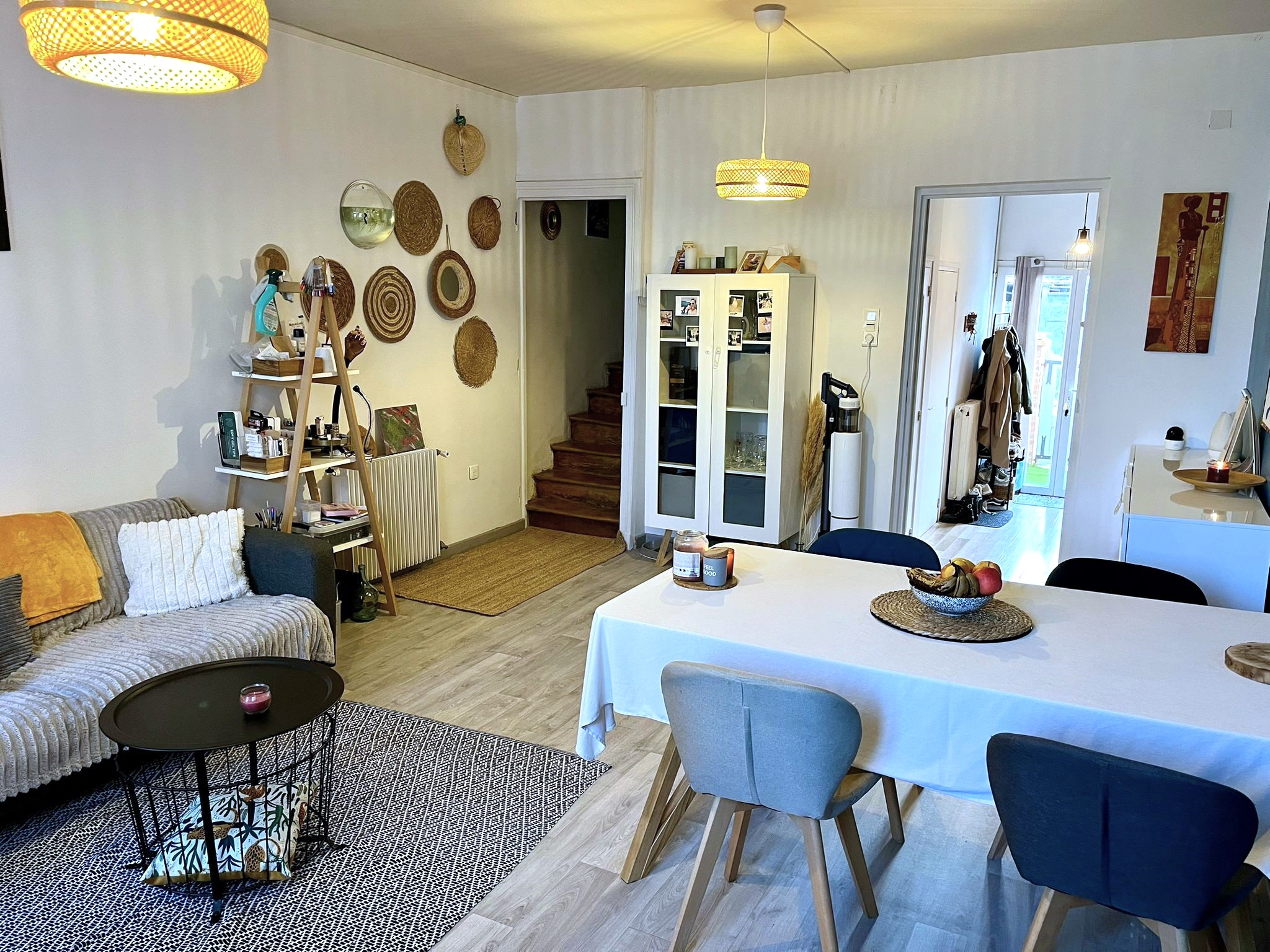 693a8737ca70e71943cd9064