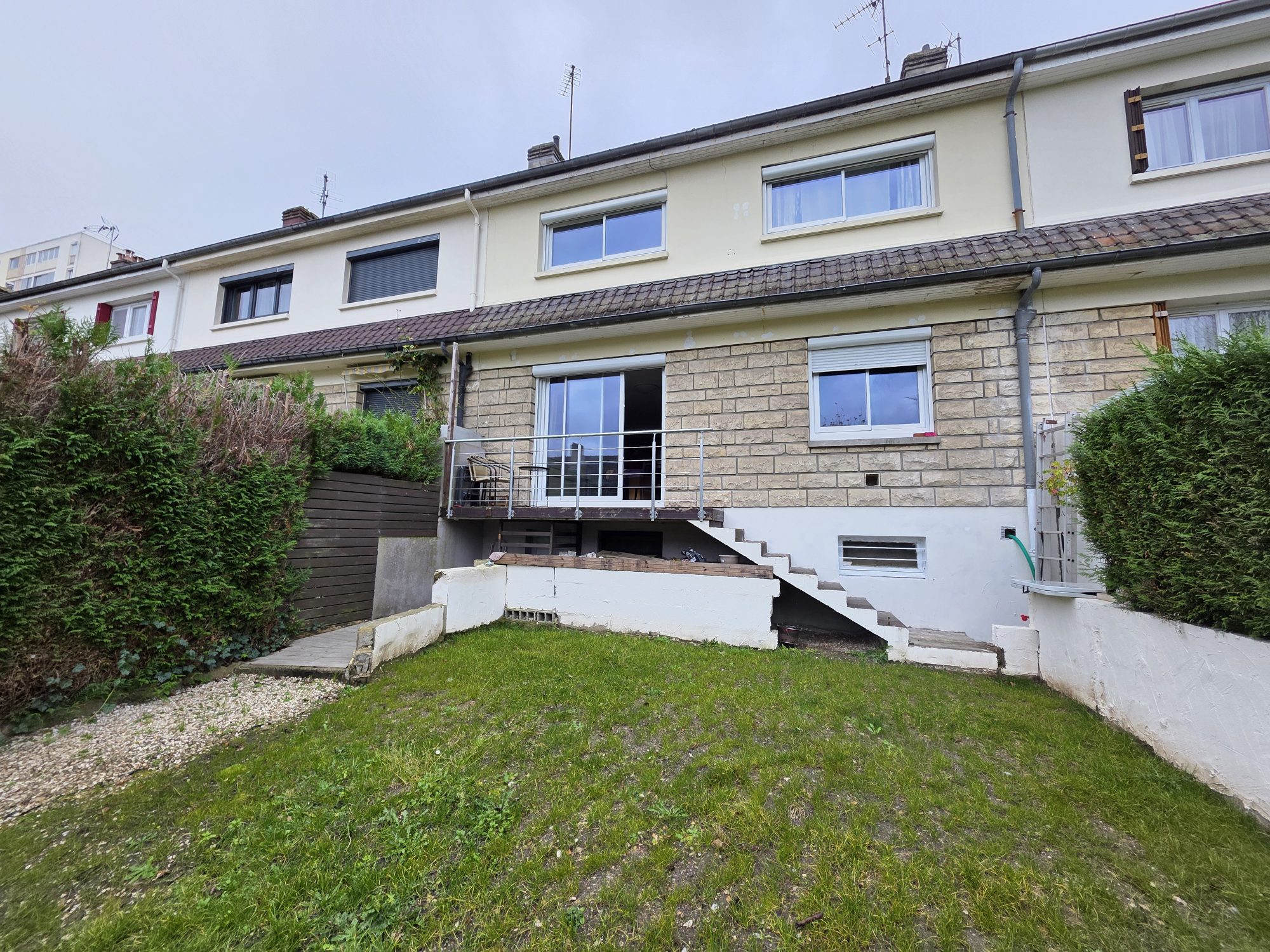 6948722abdc2b37d800c5f0a