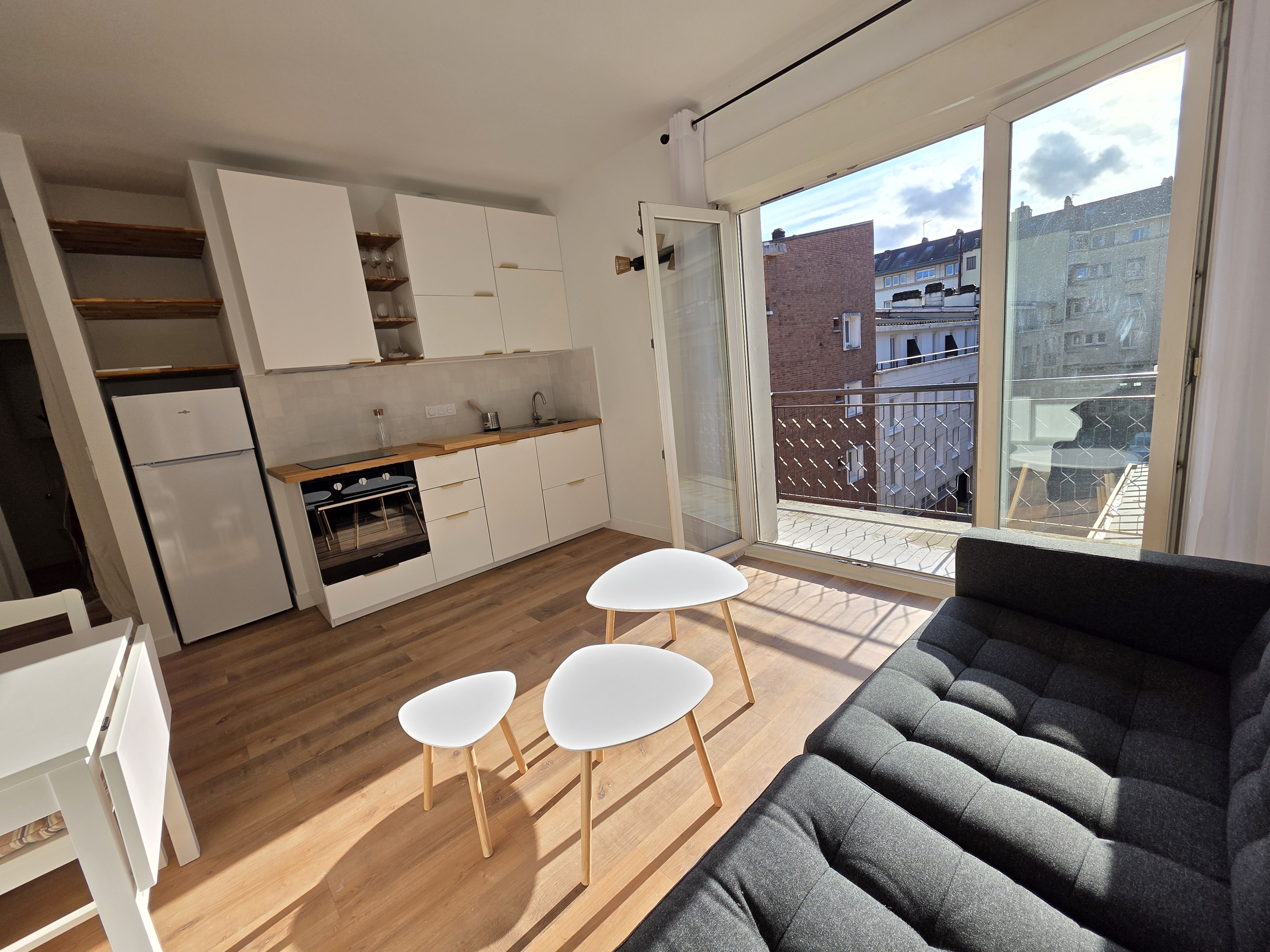 698f22f65035f4650a902573